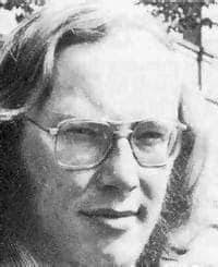 Now here's something you don't see every day! Wakefield Council have  brought 'A Grand Day Out' to Ossett and what a great sunshiney day it is!  It's here tomorrow too! 🌞 🌞