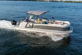 2020 Avalon 2585 Catalina Platinum El W Boating Magazine