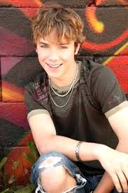 Jeremy Sumpter Distressed Jeans Jeremy Sumpter Jeremy Sumpter Peter Pan Peter Pan Movie