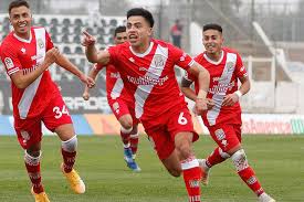 The club was founded in 1920 and plays in the primera división de chile. 81f9ubvfqlyeam