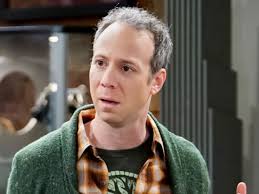 The Big Bang Theory: Dieser Satz hat Stuart für immer zum Loser gemacht