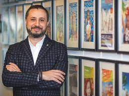 Free walking tour of cluj napoca with a local guide. Fondatorul AgenÈ›iei De Turism Christian Tour A Intrat Intr Un Business Nou Newmoney