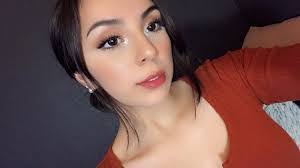 Daisy Macias's Instagram, Twitter & Facebook