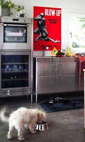 Eine Modulkuche Ist Wirklich Praktisch Denn Unabhangigen Edelstahl Kuchenelementen Konnen Je Nach Geschmack Kombiniert Werden Kuche Edelstahl Kuche Modulkuche