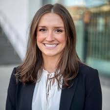 Lauren Willard's Instagram, Twitter & Facebook