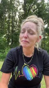 Ophelia Makeup Artist What Happened