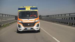 Tecniche innovative e staff qualificato per offrirvi risultati garantiti e di. Ambulanza Dei Desideri Di Assistenza Pubblica Parma E Anmic Parma Youtube