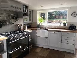 The contrast between the two colors is what makes them stand out so much when combined. Shaker Style Solid Wood Kitchen Pale Grey Oak Worktop Large Belfast Sink 730 00 Picclick Uk