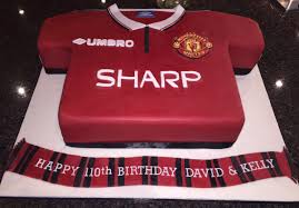 Striking green & white engagement cupcake; Naughty Nosh On Twitter 1999 Manchester United Shirt Cake For A Joint 70th 40th Party Naughtynosh