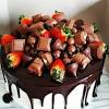Cairkan coklat secara double boil sehingga coklat menjadi cair. 1