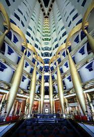 Welcome to the official page of burj khalifa, the world's tallest building and 'a living burj khalifaподлинная учетная запись. L Interieur De L Hotel Burj Al Arab Curiosites De Titam