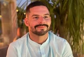 Patrick Mone's Instagram, Twitter & Facebook