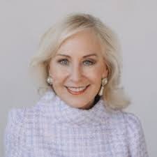 Tamara Block's Instagram, Twitter & Facebook