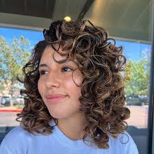 Dani Peralta's Instagram, Twitter & Facebook