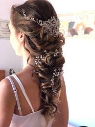 Les plus jolies coiffures de mariée pour s'inspirer. Une Coiffure De Mariage Avec Cheveux Longs 50 Idees Coiffures Mode Femme Zenidees