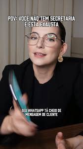 Delegar algumas funções é essencial para que a gente consiga manter a saúde  mental!, Quantas vezes você já respondeu cliente tarde da noite, ou durante  um almoço de família, porque não tem quem faça ...