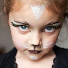 Makeup glamour en noir et or. 10 Maquillages Faciles A Realiser Maquillage Chat Maquillage Enfant Facile Maquillage Enfant