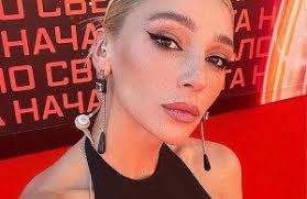 Телеведущая настя ивлеева тщательно скрывает личную жизнь. Nastya Ivleeva Biografiya Foto Lichnaya Zhizn Svadba S Eldzheem Rost I Ves 2021 Uznaj Vsyo
