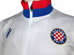 Huge collection, amazing choice, 100+ million high quality, affordable rf and rm images. Macron Hajduk Split Jacke Travel Full Zip Top Don Pallone