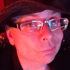 蹲下、板凳或死刑。 你只能選擇一個來訓練一輩子。 你選哪一個? 🏋🏻 ♂️