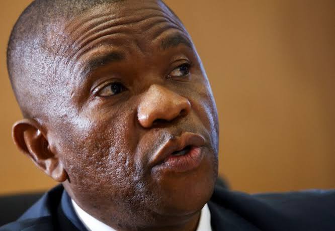 Top South African cop calls for spy probe into media, jailing of journalists - Committee to Protect Journalists