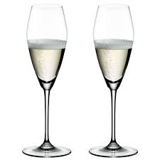 Bilderesultat for riedel glass