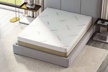 Saatva Memory Foam Hybrid Mattress
