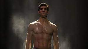 Qualche giorno fa avevamo scritto dell'esibizione del famoso ballerino al teatro san carlo di napoli, completamente nudo. Ascolti Tv Roberto Bolle Vince Ancora Danza Con Me E Il Programma Piu Visto Di Capodanno