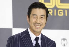 Mengisahkan qisya iriz (mawar rashid), graduan universiti yang terpaksa menjadi pengasuh sementara hafiey (adik nik adam. 10 Korean Stars Who Were Removed From K Dramas Due To Scandals Neotizen News