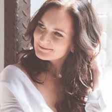 Candice Marie's Instagram, Twitter & Facebook