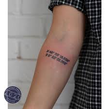 It's a totally unique way to add some self expression to your lifestyle! Koordinaten Tattoo Tattoo Und Piercing Koordinaten Tattoo Mini Tattoos