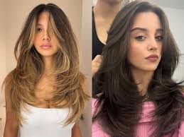 Kaleidoskop Tren Model Rambut 2023, Model Layer dengan Curtain Bangs -  Semua Halaman - Stylo