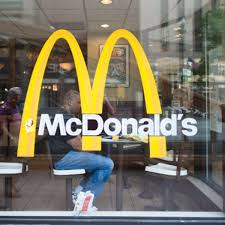 Join a world of treats by subscribing to mcdelivery® inbox treats and enjoy these benefits all year round Gehalt Bei Mcdonald S Wie Viel Verdienen Die Mitarbeiter Karriere