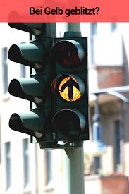 Konnen Sie Bei Gelb Geblitzt Werden Weitere Informationen Auf Geblitzt De Geblitztde Hilft Kostenfrei Blitzer Ampel Gelb Ro Gelb Bussgeldkatalog Rote Lichter