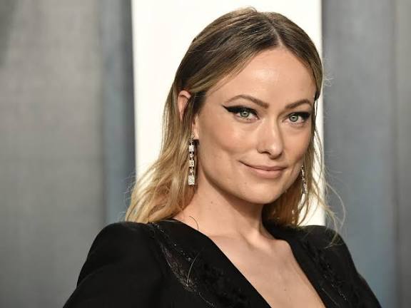 Olivia Wilde Continues to Dodge Questions About Harry Styles