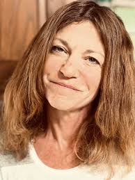 womenofsu 𝗣𝗿𝗼𝗳 𝗕𝗿𝗼𝗻𝘄𝘆𝗻𝗲̀ 𝗖𝗼𝗲𝘁𝘇𝗲𝗲 𝗰𝗿𝗲𝗮𝘁𝗲𝘀  𝘀𝗽𝗮𝗰𝗲 𝗳𝗼𝗿 𝘁𝗵𝗼𝘂𝗴𝗵𝘁𝗳𝘂𝗹 𝗰𝗼𝗻𝗻𝗲𝗰𝘁𝗶𝗼𝗻 Prof Bronwynè  Coetzee, an associate professor in the Department of Psychology, holds a  prestigious TAU (Teaching Advancement ...