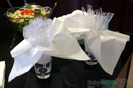 Simple Tip Instead Of Throwing The Plastic Ware Into The Container Put A Napkin In First And Voila A Little More Fest Sister Shower Baby Shower Plastic Ware
