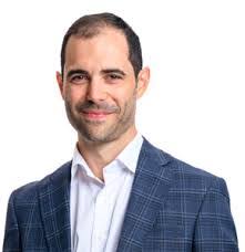 Russell Roper's Instagram, Twitter & Facebook