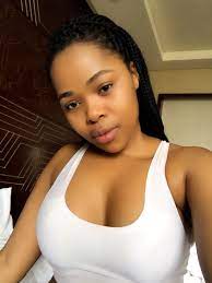 Nozipho on X: Make up free Sunday ! Boss lady with cute face and some nice  tits #21savage t.coiGaqjN75Bl  X