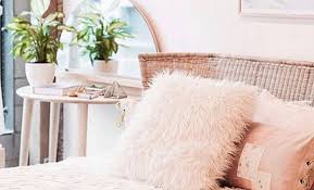 It's more likely that most will think of the former. Millennial Pink Home Decor Pieces You Need To Buy Asap Fabfitfun