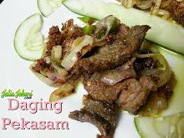 Jangan anda ingat pekasam hanya boleh untuk ikan sahaja, sebenarnya daging pun boleh dibuat ada dua versi buat pekasam daging. Pekasam Daging Dan Pekasam Telur Sotong Resepi Ibu Azrieyta Menjelang Ramadan