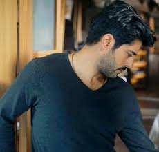 703 Me Gusta 33 Comentarios Burak Ozcivit Fan Page Burakozkivit En Instagram Karasevda Dipdizi D In 2020 Burak Ozcivit Turkish Actors Actors