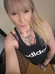 MEN ONLY: Are you afraid to fall in love?