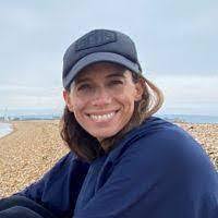 Kat Beasley's Instagram, Twitter & Facebook