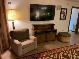 The three bedroom grand villa at animal kingdom lodge: Photos Video Tour A Savanna View 3 Bedroom Grand Villa At Disney S Animal Kingdom Lodge Kidani Village Wdw News Today