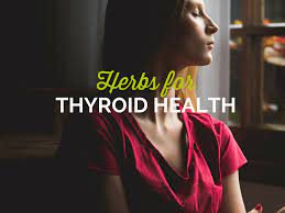 Hypothyroidism (an underactive thyroid condition) can cause weight gain, dry and flaky skin, thinning hair and eyebrows, and puffy eyes. Pin On Health Issues Symptoms And Solutions