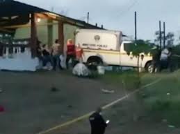Dan el último adiós a los hermanos asesinados por resistirse a asalto en puebla | francisco zea. Dos Hermanos Y Una Mujer Asesinados A Tiros En Los Santos En Segundos Panama