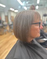 highlights for this beauty 🙈 accomplished this amazing look w/  @11.11.beauty ! #evergreenbeautycollege #ebcbellingham #believebelongbecome