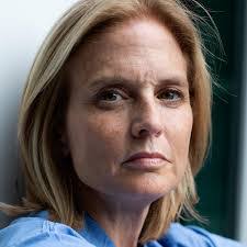 Carrie Barkley's Instagram, Twitter & Facebook