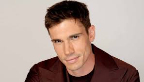 Tanner Novlan Weighs In On B&B's 'Definitely Messy' Paternity Reveal For  Finn - Soap Opera Digest